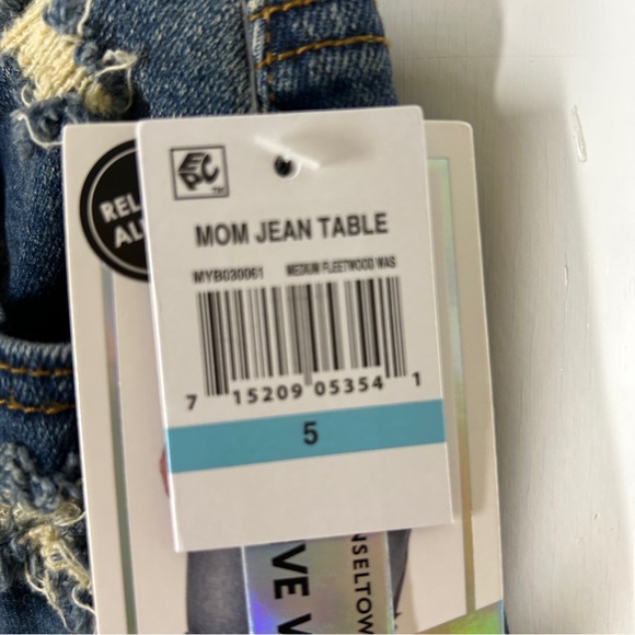 NWT Tinseltown Hi Waist Loose Mom Jean Distressed 5/27 (Juniors) - Picture 6 of 11